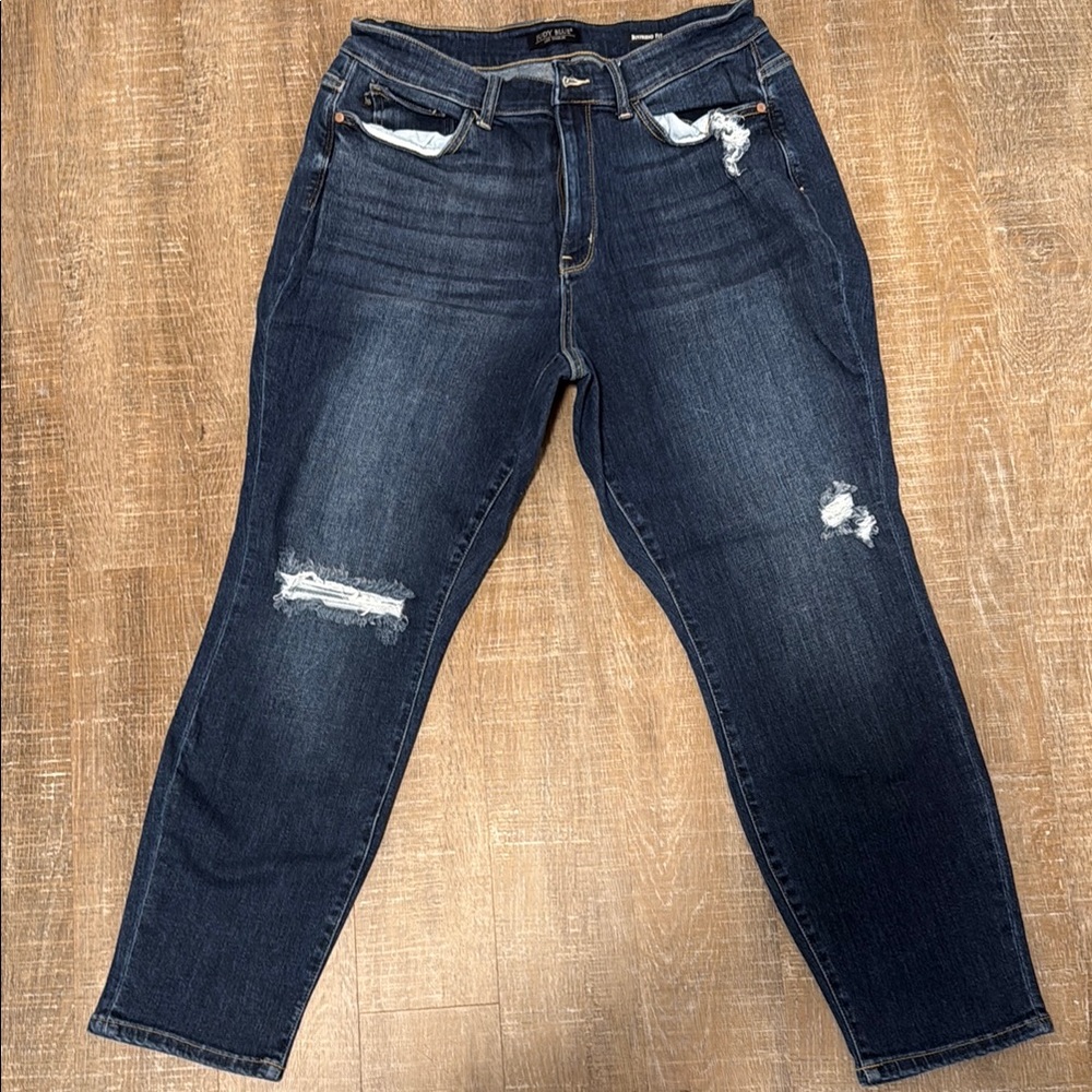Judy Blue Boyfriend Jeans Distressed Blue